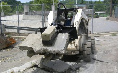 Maximizing Efficiency with The Beak in Urban Skid Steer Projects